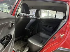 2022 Toyota Yaris L Zhixuan X 1.5L CVT Luxury Plus, красный — фото 5