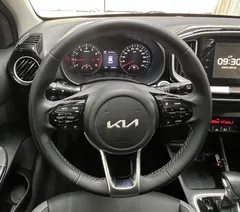 2021 Kia Yipao 1.4L CVT Sunroof, белый — фото 13
