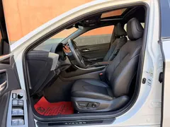 2022 Toyota Avalon 2.0L XLE Premium, белый — фото 5