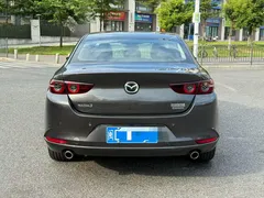 2023 Mazda Mazda3 2.0L AT — фото 5