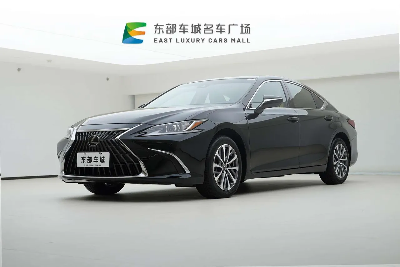 2021 Lexus ES 260