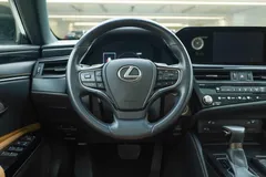 2021 Lexus ES 260, чёрный — фото 17