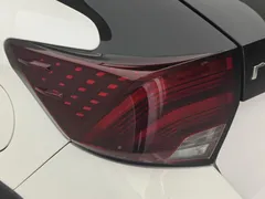 2022 Toyota Yaris L Zhixuan X 1.5L CVT Luxury Plus, белый — фото 20