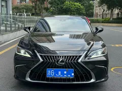 2022 Lexus ES 200 Excellence, чёрный — фото 3