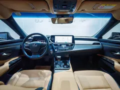 2022 Lexus ES 200 Excellence, чёрный — фото 4