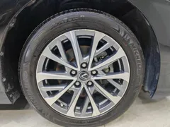 2022 Lexus ES 200 Excellence, чёрный — фото 16