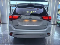 2021 Mitsubishi Outlander 2.0L 2WD 5 Seats, белый — фото 4