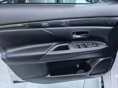 2021 Mitsubishi Outlander 2.0L 2WD 5 Seats, белый — фото 11