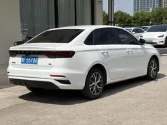 2022 Geely Emgrand 4th Gen 1.5L MT Elite, белый — фото 19