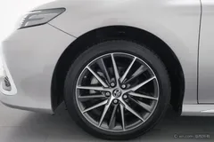 2023 Toyota Camry 2.5G Luxury — фото 6