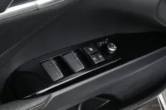 2023 Toyota Camry 2.5G Luxury — фото 11