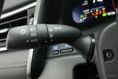 2023 Toyota Camry 2.5G Luxury — фото 23