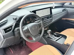2022 Lexus ES 260 Excellence, белый — фото 5