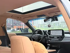 2022 Lexus ES 260 Excellence, белый — фото 17
