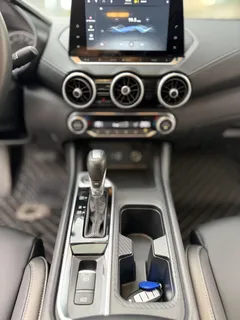 2022 Nissan Sylphy 1.6L XL CVT Enjoy, белый — фото 17