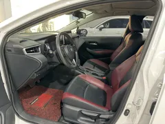 2021 Toyota Corolla 1.5L CVT GR SPORT, белый — фото 4