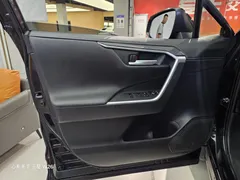 2022 Toyota Wildlander 2.0L 2WD Luxury Plus, чёрный — фото 5