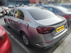 2021 Geely Emgrand UP 1.5L CVT Comfort — фото 4