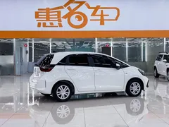 2021 Honda Fit 1.5L CVT, белый — фото 16