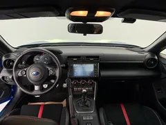 2022 Subaru BRZ 2.4L MT, синий — фото 17