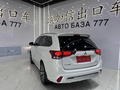 2021 Mitsubishi Outlander 2.0L 2WD 5 Seats, белый — фото 6
