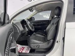 2021 Mitsubishi Outlander 2.0L 2WD 5 Seats, белый — фото 7