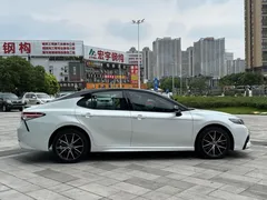 2021 Toyota Camry 2.5S Fashion, белый — фото 5