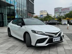 2021 Toyota Camry 2.5S Fashion, белый — фото 8