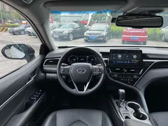 2021 Toyota Camry 2.5S Fashion, белый — фото 16