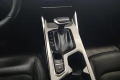2023 Geely Emgrand 4th Gen 1.5L CVT Premium Champion, белый — фото 16
