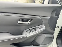2023 Nissan Sylphy 1.6L CVT Enjoy, белый — фото 6