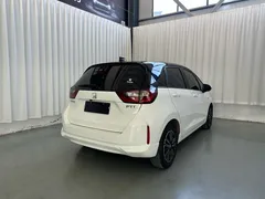 2021 Honda Fit 1.5L CVT, белый — фото 9