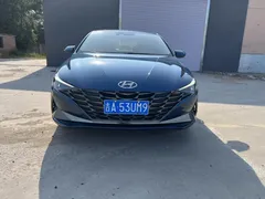 2022 Hyundai Elantra 1.5L CVT LUX Premium, синий — фото 3