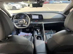 2022 Hyundai Elantra 1.5L CVT LUX Premium, синий — фото 8