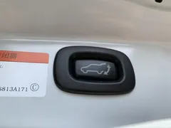 2021 Mitsubishi Outlander 2.4L 4WD 7-seat, белый — фото 14