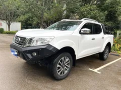 2021 Nissan Navara 2.5L AT 4WD QR25, белый — фото 1