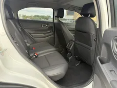 2023 Honda Vezel 1.5L CVT Tech, белый — фото 17