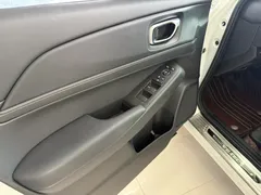 2023 Honda Vezel 1.5L CVT Pioneer, белый — фото 7