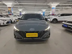 2022 Hyundai Elantra 1.5L CVT LUX Premium — фото 2