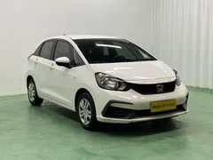 2021 Honda Fit 1.5L CVT, белый — фото 3
