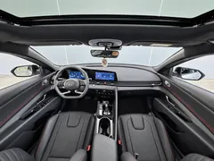2022 Hyundai Elantra 1.5L CVT 20th SE 20th Anniversary, белый — фото 11