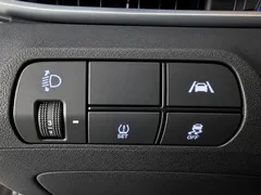 2022 Hyundai Elantra 1.5L CVT 20th SE 20th Anniversary, белый — фото 19