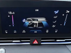 2022 Hyundai Elantra 1.5L CVT 20th SE 20th Anniversary, белый — фото 24
