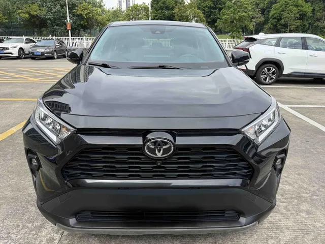 2023 Toyota RAV4 2.0L CVT 2WD Fashion