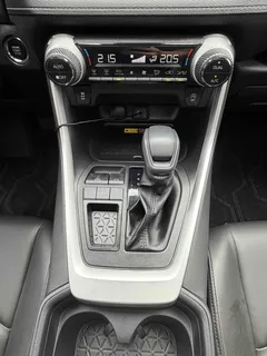 2023 Toyota RAV4 2.0L CVT 2WD Fashion, чёрный — фото 12
