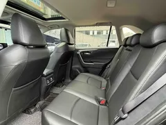 2023 Toyota RAV4 2.0L CVT 2WD Fashion, чёрный — фото 14