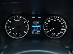 2022 Nissan Sylphy 1.6L XL CVT, белый — фото 10