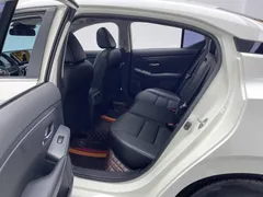 2022 Nissan Sylphy 1.6L XL CVT, белый — фото 13
