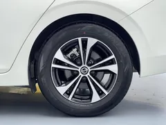 2022 Nissan Sylphy 1.6L XL CVT, белый — фото 16