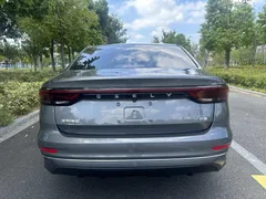 2022 Geely Emgrand 4th Gen 1.5L CVT Flagship — фото 7